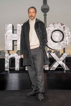abb: Bertie Carvel beim Fotocalls zum Start von HBO Max A Knight of the Seven Kingdoms der US amerikanischen Fantasyserie mein munus Graden auf der winterlichen Dachterrasse des Humboldt- Forum Berlin am 12.01.2026 Berlin Deutschland