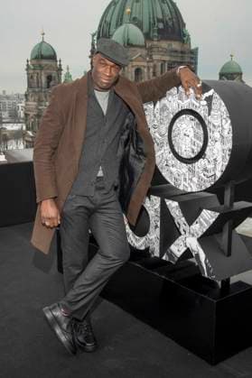 abb: Steve Toussaint beim Fotocalls zum Start von HBO Max A Knight of the Seven Kingdoms der US amerikanischen Fantasyserie mein munus Graden auf der winterlichen Dachterrasse des Humboldt- Forum Berlin am 12.01.2026 Berlin Deutschland