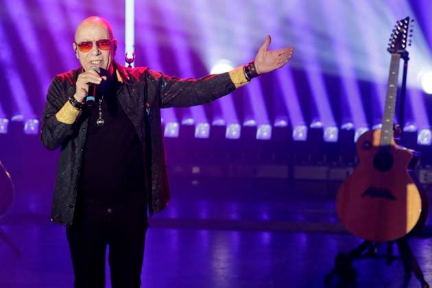 12.01.2026, Toni Krahl, Saenger, im Konzert im Friedrichstadt-Palast Berlin, der ehem. Saenger von CITY, mit neuer Band Toni Krahl und die Kinx vom Prenzlauer Berg, Berlin Deutschland, Germany
