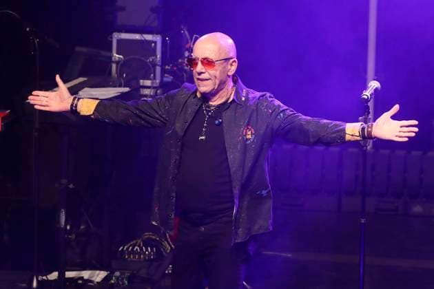 12.01.2026, Toni Krahl, Saenger, im Konzert im Friedrichstadt-Palast Berlin, der ehem. Saenger von CITY, mit neuer Band Toni Krahl und die Kinx vom Prenzlauer Berg, Berlin Deutschland, Germany