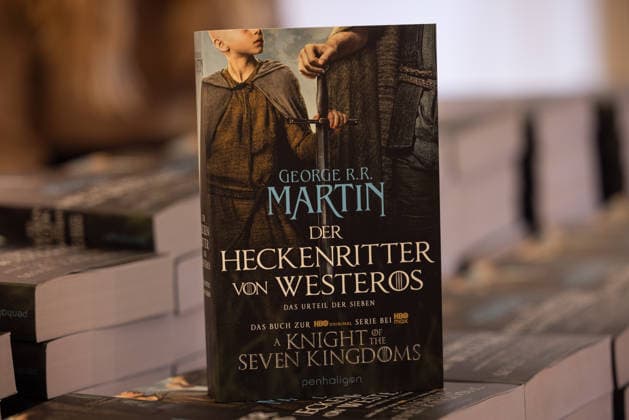 Fanevent A KNIGHT OF THE SEVEN KINGDOMS Gäste Feature Atmosphäre Buch Fanevent Lesung und Q&A Script to Screen von A KNIGHT OF THE SEVEN KINGDOMS im Delphi Kino in Berlin Datum: 12.01.2026 Copyright: xEventpressxFuhrx