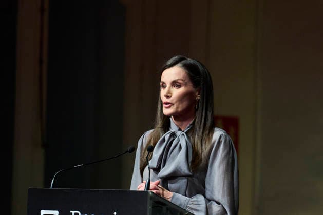 Queen Letizia attends Zenda Awards 2024-2025 Queen Letizia of Spain attends Zenda Awards 2024-2025 Ceremony at Real Fabrica de Tapices on January 13, 2026 in Madrid, Spain Photo by IMAGO MPG Madrid Real Fabrica de Tapices Madrid Spain  Copyright: xMPGx