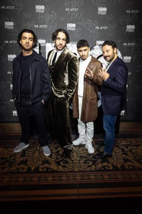 Party A KNIGHT OF THE SEVEN KINGDOMS Team 4 Blocks Zero Tariq Al-Saies als Ibrahim Premierenparty von A KNIGHT OF THE SEVEN KINGDOMS im Gropius Bau in Berlin Datum: 13.01.2026 Copyright: xEventpressxFuhrx
