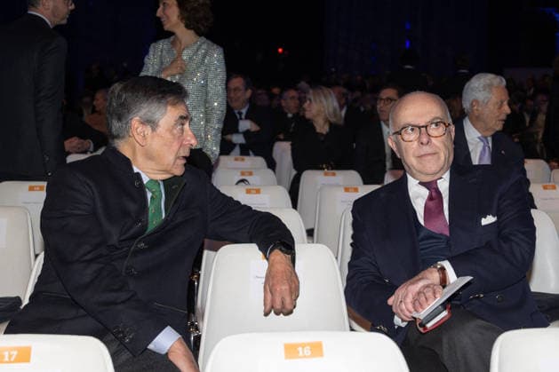Figaro s 200Th Anniversary Evening Francois Fillon, Bernard Cazeneuve attends Figaro s 200Th Anniversary Evening at Grand Palais on January 13, 2025 in Paris, France. Photo by Nasser Berzane ABACAPRESS.COM Paris France  Copyright: xBerzanexNasser ABACAx