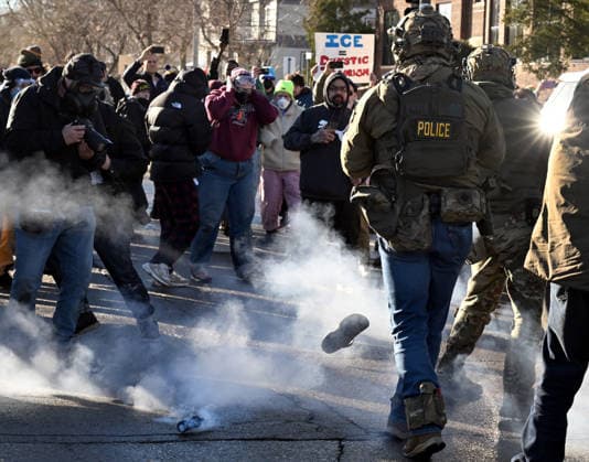 January 13, 2026, Minneapolis, Mn, USA: ICE federal agents make arrests in Minneapolis MN on January 13, 2025. Minneapolis USA - ZUMAg208 20260113_aap_g208_025 Copyright: xCarolxGuzyx
