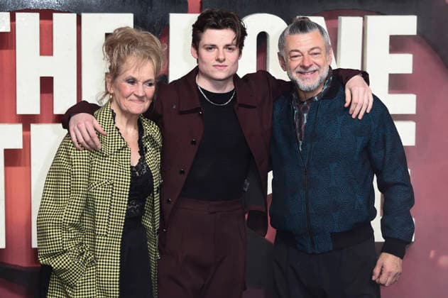 Lorraine Ashbourne, Louis Ashbourne Serkis und Andy Serkis bei der Weltpremiere des Kinofilms 28 Years Later: The Bone Temple im BFI IMAX. London, 13.01.2026