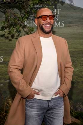 abb: Veysel zu Gast auf dem schwarzen Teppich bei der Kinostart der Weltpremiere von HBO Max A Knight of the Seven Kingdoms der US amerikanischen Fantasyserie im Zoo Palaast am 13.01.2025 in Berlin Berlin Deutschland