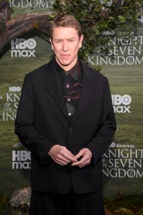 abb: Sam Spruell auf dem schwarzen Teppich bei der Kinostart der Weltpremiere von HBO Max A Knight of the Seven Kingdoms der US amerikanischen Fantasyserie im Zoo Palaast am 13.01.2025 in Berlin Berlin Deutschland
