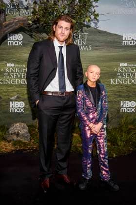 abb: Peter Claffey und Dexter Sol Ansell auf dem schwarzen Teppich bei der Kinostart der Weltpremiere von HBO Max A Knight of the Seven Kingdoms der US amerikanischen Fantasyserie im Zoo Palaast am 13.01.2025 in Berlin Berlin Deutschland