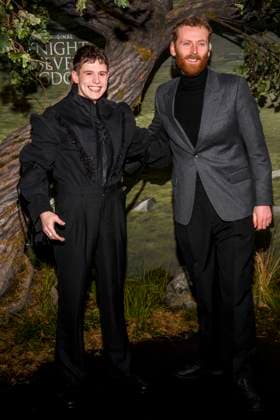 abb: Shaun Thomas und Edward Ashley zu Gast auf dem schwarzen Teppich bei der Kinostart der Weltpremiere von HBO Max A Knight of the Seven Kingdoms der US amerikanischen Fantasyserie im Zoo Palaast am 13.01.2025 in Berlin Berlin Deutschland