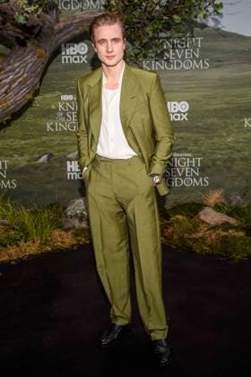 abb: Henry Ashton zu Gast auf dem schwarzen Teppich bei der Kinostart der Weltpremiere von HBO Max A Knight of the Seven Kingdoms der US amerikanischen Fantasyserie im Zoo Palaast am 13.01.2025 in Berlin Berlin Deutschland
