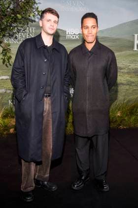 abb: Konrad Kay und Mickey Down zu Gast auf dem schwarzen Teppich bei der Kinostart der Weltpremiere von HBO Max A Knight of the Seven Kingdoms der US amerikanischen Fantasyserie im Zoo Palaast am 13.01.2025 in Berlin Berlin Deutschland
