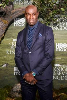 abb: Steve Toussaint zu Gast auf dem schwarzen Teppich bei der Kinostart der Weltpremiere von HBO Max A Knight of the Seven Kingdoms der US amerikanischen Fantasyserie im Zoo Palaast am 13.01.2025 in Berlin Berlin Deutschland
