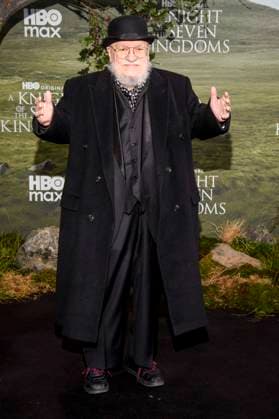 abb: George R. R. Martin zu Gast auf dem schwarzen Teppich bei der Kinostart der Weltpremiere von HBO Max A Knight of the Seven Kingdoms der US amerikanischen Fantasyserie im Zoo Palaast am 13.01.2025 in Berlin Berlin Deutschland