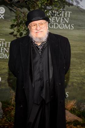 abb: George R. R. Martin zu Gast auf dem schwarzen Teppich bei der Kinostart der Weltpremiere von HBO Max A Knight of the Seven Kingdoms der US amerikanischen Fantasyserie im Zoo Palaast am 13.01.2025 in Berlin Berlin Deutschland