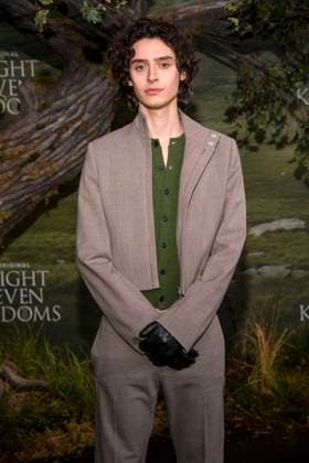 abb: Eren M. Guevercin zu Gast auf dem schwarzen Teppich bei der Kinostart der Weltpremiere von HBO Max A Knight of the Seven Kingdoms der US amerikanischen Fantasyserie im Zoo Palaast am 13.01.2025 in Berlin Berlin Deutschland