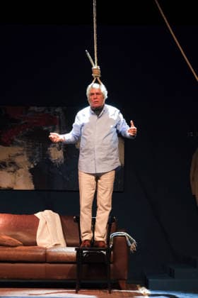 Sie kennen sich seit mehr als 40 Jahren und stehen jetzt zum ersten Mal gemeinsam auf der Theaterbühne: Michaela May und Sigmar Solbach sind in Hamburg im Theaterstück Der Abschiedsbrief in der Komödie Winterhuder Fährhaus zu sehen. Im Oktober wird Sigmar Solbach 80 Jahre alt, im kommenden Jahr soll es mit dieser Komödie auf Tournee gehen, Fotoprobe am 14.1.2026 in Hamburg