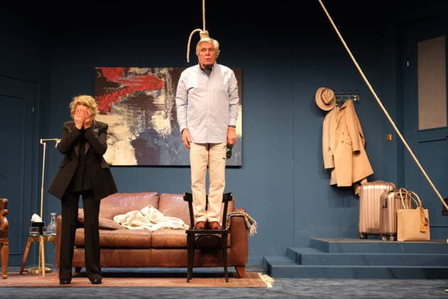 Sie kennen sich seit mehr als 40 Jahren und stehen jetzt zum ersten Mal gemeinsam auf der Theaterbühne: Michaela May und Sigmar Solbach sind in Hamburg im Theaterstück Der Abschiedsbrief in der Komödie Winterhuder Fährhaus zu sehen. Im Oktober wird Sigmar Solbach 80 Jahre alt, im kommenden Jahr soll es mit dieser Komödie auf Tournee gehen, Fotoprobe am 14.1.2026 in Hamburg