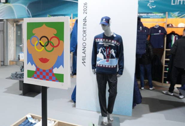 Milan, Megastore in Piazza Duomo for the Milan Cortina 2026 Winter Olympics and Paralympics, with the sale of gadgets and clothing and advertising - Milan Cortina 2026 Winter Olympic Games  Copyright: xDuilioxPiaggesix xipa-agency.netx xDuilioxPiaggesix IPA_Agency_IPA70053785