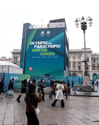 Milan, Megastore in Piazza Duomo for the Milan Cortina 2026 Winter Olympics and Paralympics, with the sale of gadgets and clothing and advertising - Milan Cortina 2026 Winter Olympic Games  Copyright: xDuilioxPiaggesix xipa-agency.netx xDuilioxPiaggesix IPA_Agency_IPA70053827
