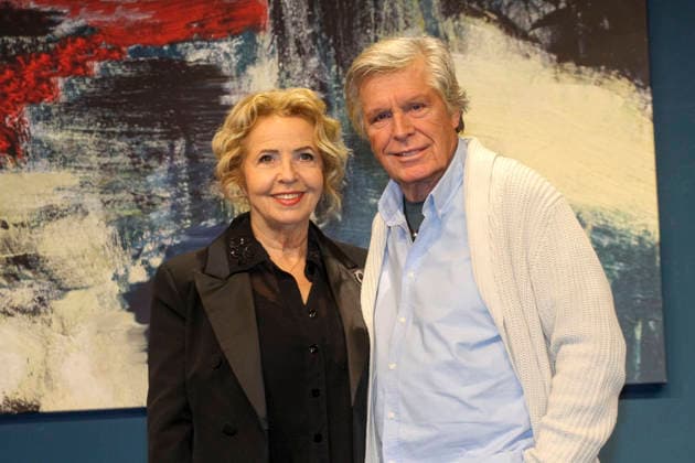 abb: Michaela May spielt die Ehefrau Maud mit Sigmar Solbach in der Rolle des Ehemann Julian Darsteller Schauspieler bei der Fotoprobe Szene zum Theaterstueck Der Abschiedsbrief von Audrey Schebat auf der Buehne der Komoedie Winterhuder Faehrhaus am 14.01.2016 in Hamburg Hamburg Deutschland