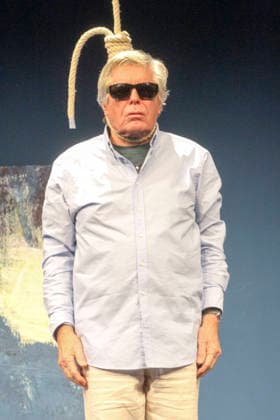 abb: Sigmar Solbach in der Rolle des Ehemann Julian Darsteller Schauspieler bei der Fotoprobe Szene zum Theaterstueck Der Abschiedsbrief von Audrey Schebat auf der Buehne der Komoedie Winterhuder Faehrhaus am 14.01.2016 in Hamburg Hamburg Deutschland