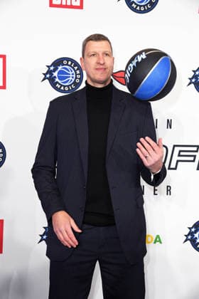 Patrick Femerling bei der Ankunft zum NBA TIP-OFF-DINNER im Axel Springer Hochhaus in Berlin am 14.01.2026
