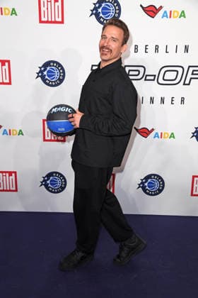 Heiko Schaffartzik bei der Ankunft zum NBA TIP-OFF-DINNER im Axel Springer Hochhaus in Berlin am 14.01.2026