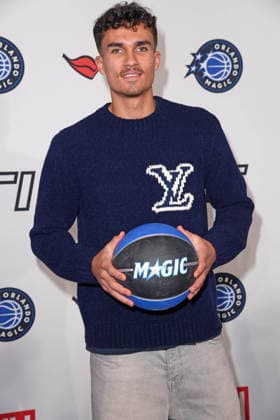 Tristan da Silva (Orlando Magic basketball player) bei der Ankunft zum NBA TIP-OFF-DINNER im Axel Springer Hochhaus in Berlin am 14.01.2026