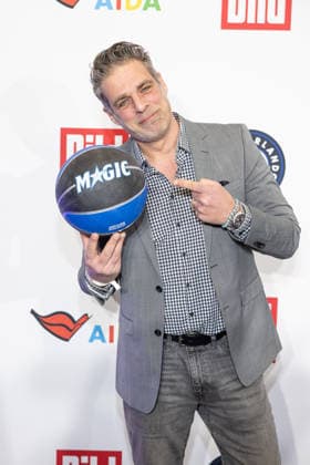 NBA Tip-Off Dinner Axel Springer Carsten Spengemann Tip - off Dinner Der Axel Springer Verlag lädt anläßlich des NBA Spiels am 15.01. zu einem Dinner ins Verlagshaus in Berlin Copyright: xEventpressxFuhrx