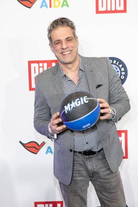 NBA Tip-Off Dinner Axel Springer Tip - off Dinner Der Axel Springer Verlag lädt anläßlich des NBA Spiels am 15.01. zu einem Dinner ins Verlagshaus in Berlin Copyright: xEventpressxFuhrx