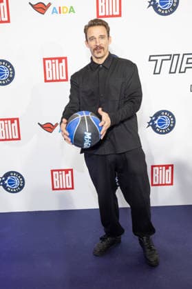 NBA Tip-Off Dinner Axel Springer Heiko Schaffartzik - Deutscher Schauspieler und ehemaliger Basketballspieler Tip - off Dinner Der Axel Springer Verlag lädt anläßlich des NBA Spiels am 15.01. zu einem Dinner ins Verlagshaus in Berlin Copyright: xEventpressxFuhrx
