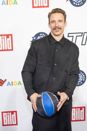 NBA Tip-Off Dinner Axel Springer Heiko Schaffartzik - Deutscher Schauspieler und ehemaliger Basketballspieler Tip - off Dinner Der Axel Springer Verlag lädt anläßlich des NBA Spiels am 15.01. zu einem Dinner ins Verlagshaus in Berlin Copyright: xEventpressxFuhrx
