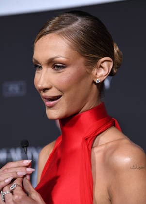January 14, 2026, New York, Ny, United States: Bella Hadid attends FX s The Beauty Red Carpet Premiere. Held at MoMA The Museum of Modern Art in New York. Zuma Press January 14, 2026. New York United States - ZUMAp281 20260114_zea_p281_026 Copyright: xPhotoxImagexPressx