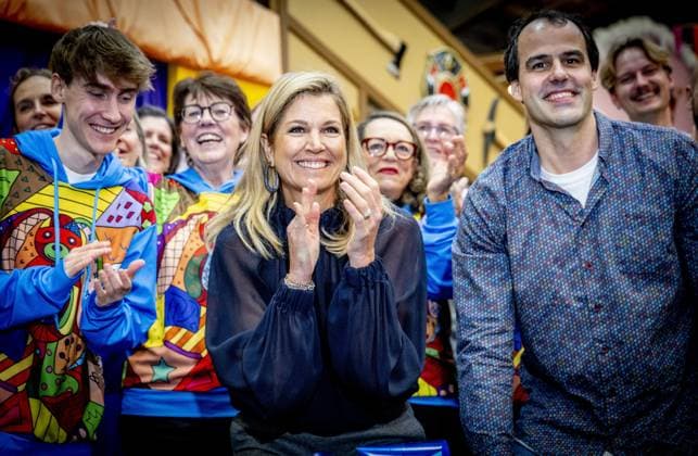 ROTTERDAM - Queen Maxima is paying a working visit to the Jarige Job Foundation in Rotterdam. In the Netherlands, there are children who cannot celebrate their birthdays because they lack the funds at home. The Jarige Job Foundation helps the parents of these children by providing a birthday box with everything they need for a real birthday, both at home and at school. The box contains gifts, streamers, and treats. ROBIN UTRECHT ANP netherlands out - belgium out  Copyright: xx x547567700x originalFilename: 547567700.jpg