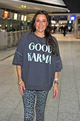 RTL - Dschungelcamp 2026. Simone Ballack anläßlich der Abreise der Kandidaten der RTL - Sendung Ich bin ein Star - holt mich hier raus zum Dschungel-Camp 2026 in Australien am 15.01.2026 auf dem Flughafen Frankfurt Main. 20260115MWI098430
