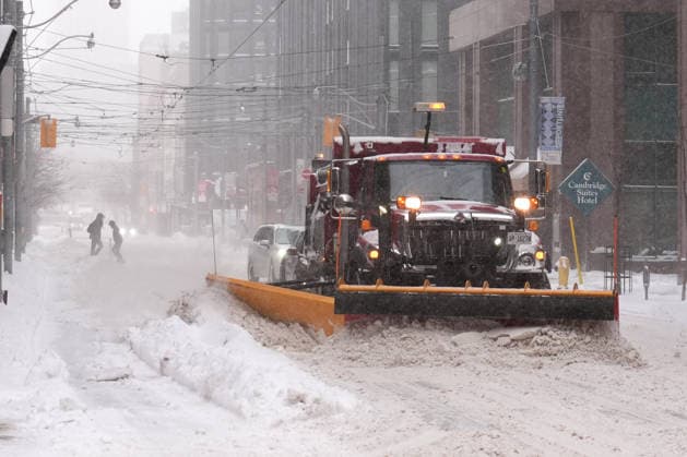 Winter storm in Toronto TORONTO, CANADA - JANUARY 15 : A snowplow makes its way along the road during snowstorm in Toronto, Ontario, Canada on January 15, 2026. Mert Alper Dervis Anadolu Ontario Canada. Editorial use only. Please get in touch for any other usage.  Copyright: x2026xAnadoluxMertxAlperxDervisx