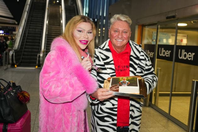 RTL Dschungelcamp - Frankfurt 2026. Hubert Fella & Patrick Mast bei der Abreise zur RTL-Sendung Ich bin ein Star Holt mich hier raus. Dschungelcamp 2026 am Flughafen Frankfurt. Frankfurt Flughafen Hessen