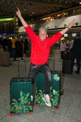 RTL Dschungelcamp - Frankfurt 2026. Hubert Fella bei der Abreise zur RTL-Sendung Ich bin ein Star Holt mich hier raus. Dschungelcamp 2026 am Flughafen Frankfurt. Frankfurt Flughafen Hessen