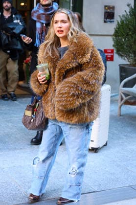 Haley Lu Richardson out in New York Actress Haley Lu Richardson leaves her hotel in Soho, New York on January 15, 2026. Photo by Dylan Travis ABACAPRESS.COM New York NY  Copyright: xDylanxTravis ABACAx