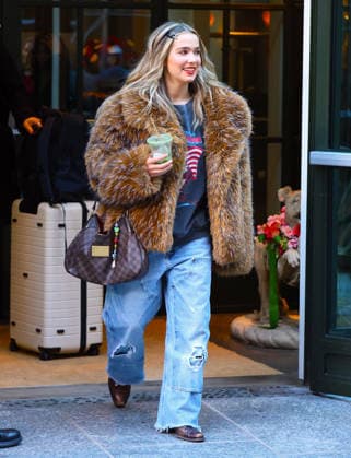 Haley Lu Richardson out in New York Actress Haley Lu Richardson leaves her hotel in Soho, New York on January 15, 2026. Photo by Dylan Travis ABACAPRESS.COM New York NY  Copyright: xDylanxTravis ABACAx