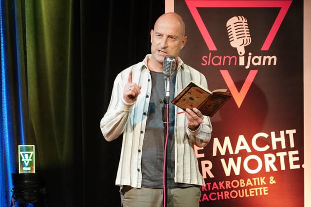 Marc Brae tritt beim Slam Jam im Büttelborner Cafe Extra auf - Büttelborn 15.01.2026: Slam Jam im Cafe Extra