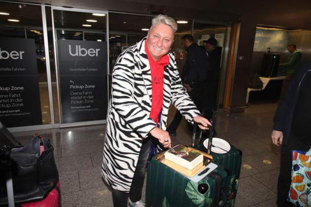 Hubert Fella bei der Abreise der Dschungelcamp-Kandidaten der RTL Reality-TV-Show Ich bin ein Star - holt mich hier raus nach Australien auf dem Flughafen Frankfurt am Main. Frankfurt, 15.01.2026