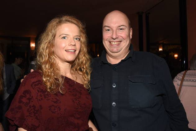 Julia Uttendorfer Schauspielerin Guenther Brenner Schauspieler Muenchen 15 01 2026 Komoedie im Bayerischen Hof Premiere Wer schiesst auf Frau Hummel Foto Bernd Muenchen Muenchen