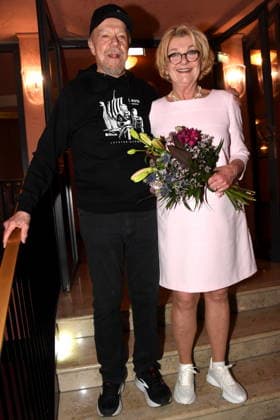 Darsteller Dirk Galuba, Schauspieler Saskia Vester, Schauspielerin Muenchen 15 01 2026 Komoedie im Bayerischen Hof Premiere Wer schiesst auf Frau Hummel Foto Bernd Muenchen Muenchen