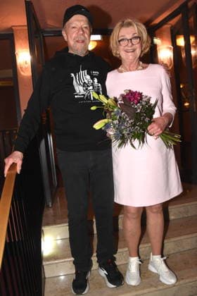 Darsteller Dirk Galuba, Schauspieler Saskia Vester, Schauspielerin Muenchen 15 01 2026 Komoedie im Bayerischen Hof Premiere Wer schiesst auf Frau Hummel Foto Bernd Muenchen Muenchen