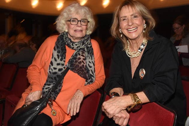 Christiane Ruecker Schauspielerin Diana Koerner Schauspielerin Muenchen 15 01 2026 Komoedie im Bayerischen Hof Premiere Wer schiesst auf Frau Hummel Foto Bernd Muenchen Muenchen