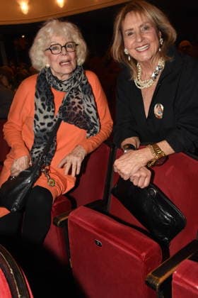 Christiane Ruecker Schauspielerin Diana Koerner Schauspielerin Muenchen 15 01 2026 Komoedie im Bayerischen Hof Premiere Wer schiesst auf Frau Hummel Foto Bernd Muenchen Muenchen