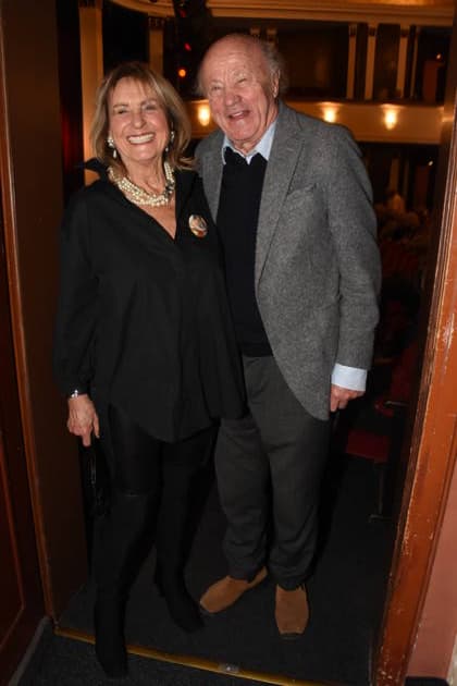 Diana Koerner Schauspielerin Hans Stadlbauer Schauspieler Muenchen 15 01 2026 Komoedie im Bayerischen Hof Premiere Wer schiesst auf Frau Hummel Foto Bernd Muenchen Muenchen