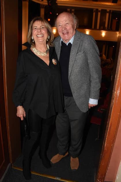 Diana Koerner Schauspielerin Hans Stadlbauer Schauspieler Muenchen 15 01 2026 Komoedie im Bayerischen Hof Premiere Wer schiesst auf Frau Hummel Foto Bernd Muenchen Muenchen